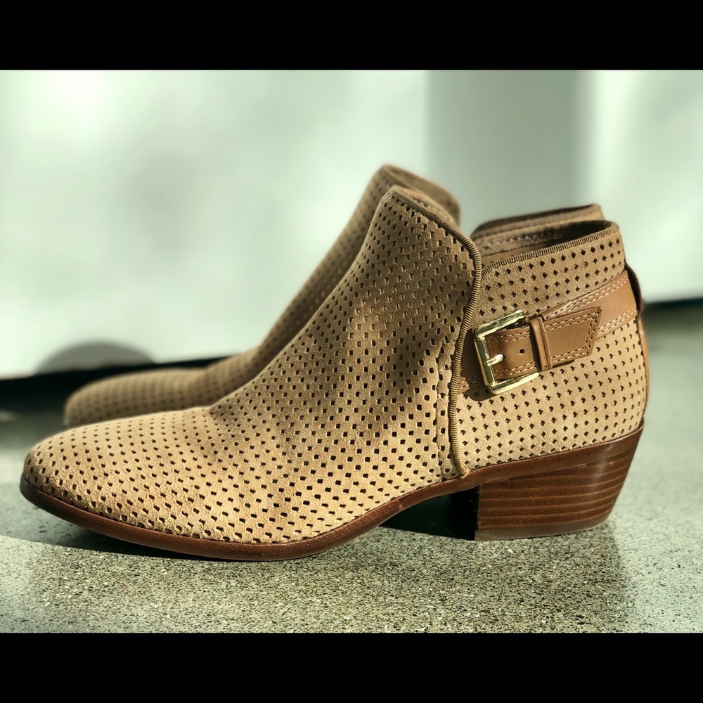 Suede ankle boots sz 8